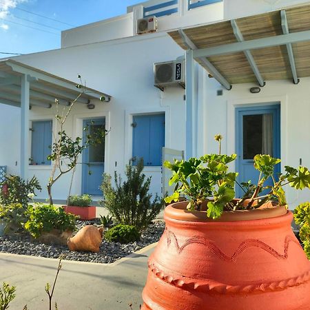 Papillon Villa Pera Gyalos Exterior photo