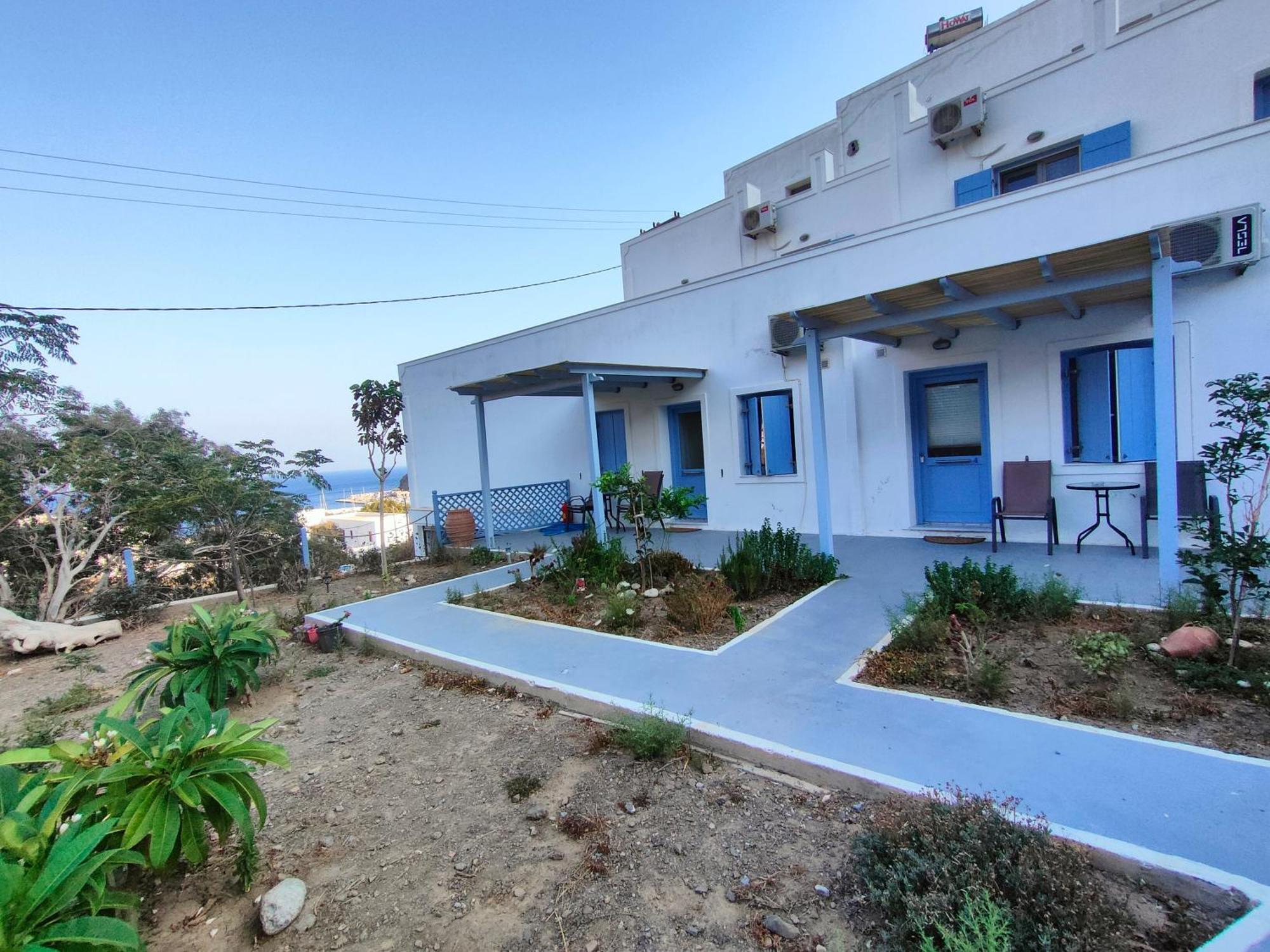 Papillon Villa Pera Gyalos Exterior photo